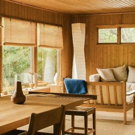 Original Design In 70s Near בית נופש ליסליה