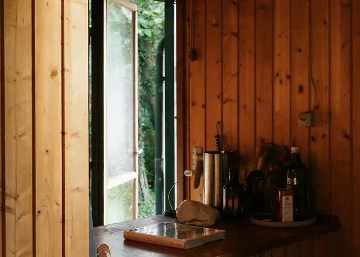 Original Design In 70s Near בית נופש ליסליה